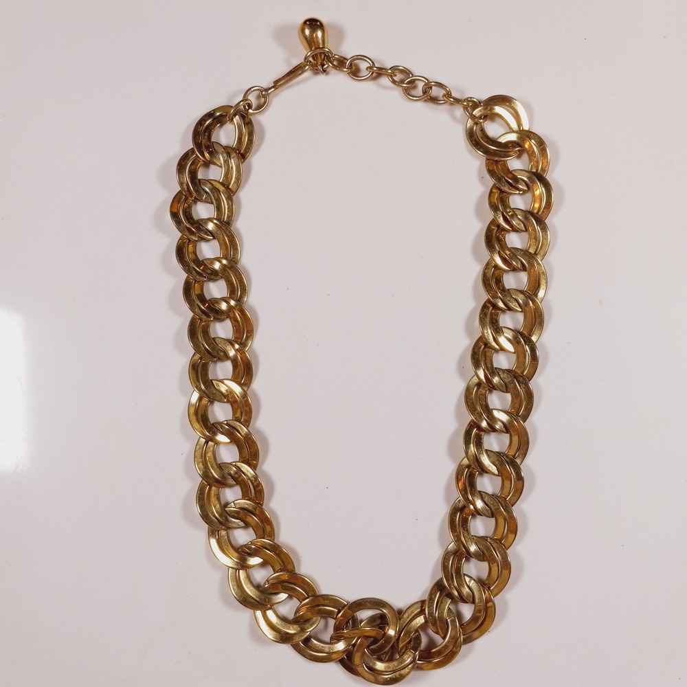 Vintage Chunky Gold Tone Curb Link Statement Necklace Double Ring Interlocking